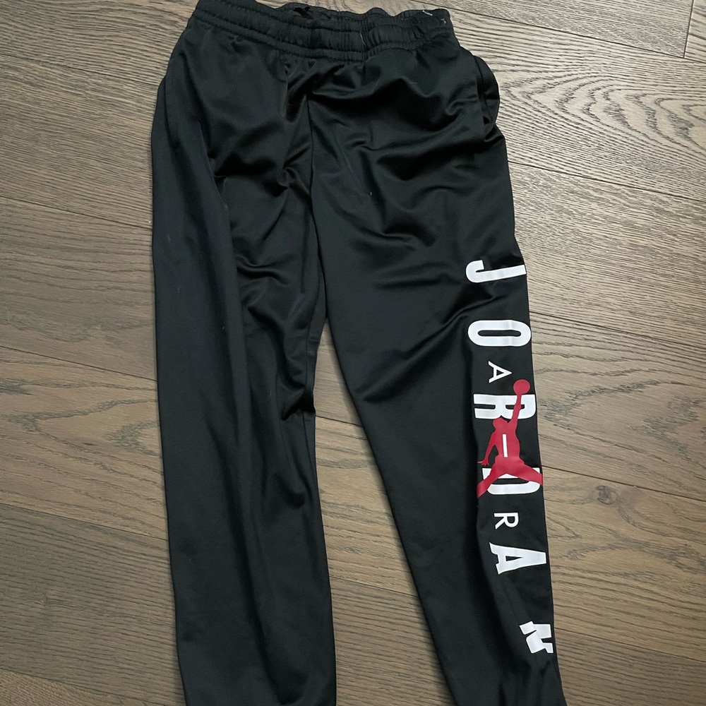 Jordan joggers kids large (womens small)